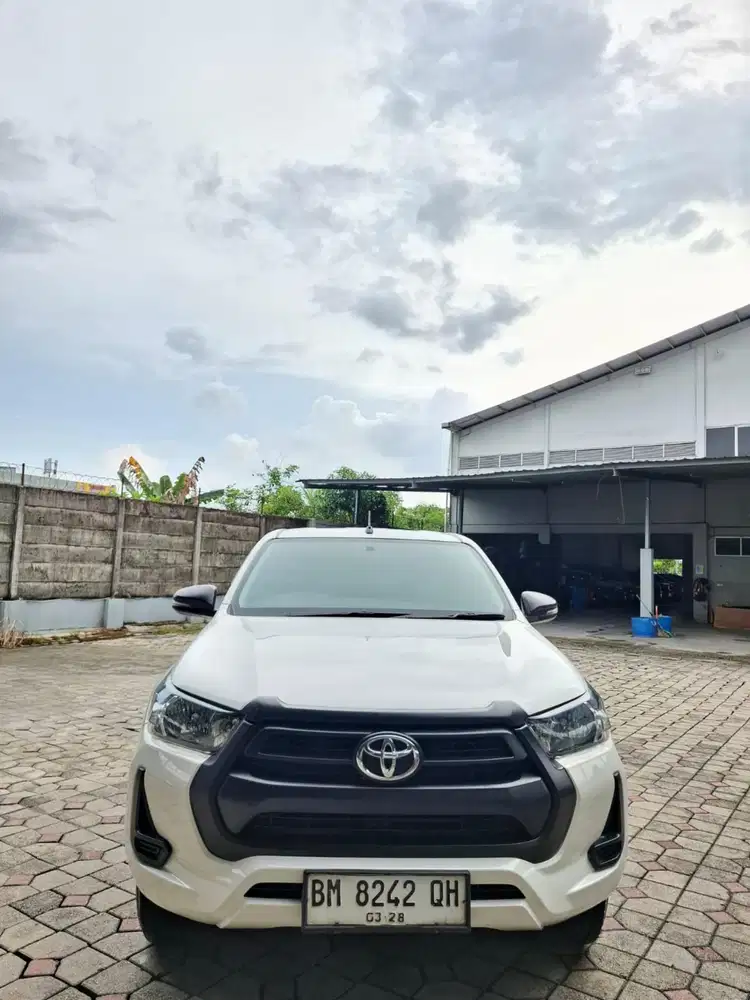 Hilux 2023 E DC (tampilan G) manual. Km 133rb antik