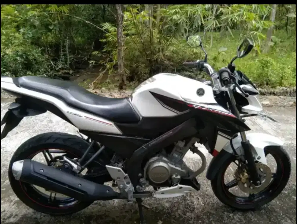Vixion NVA 2015 Pajak Hidup, Normal
