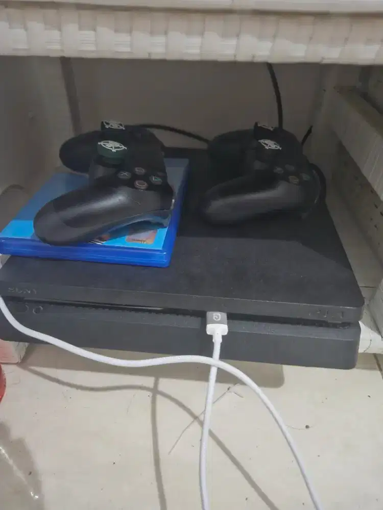 PS 4 slim Ori 500 GB