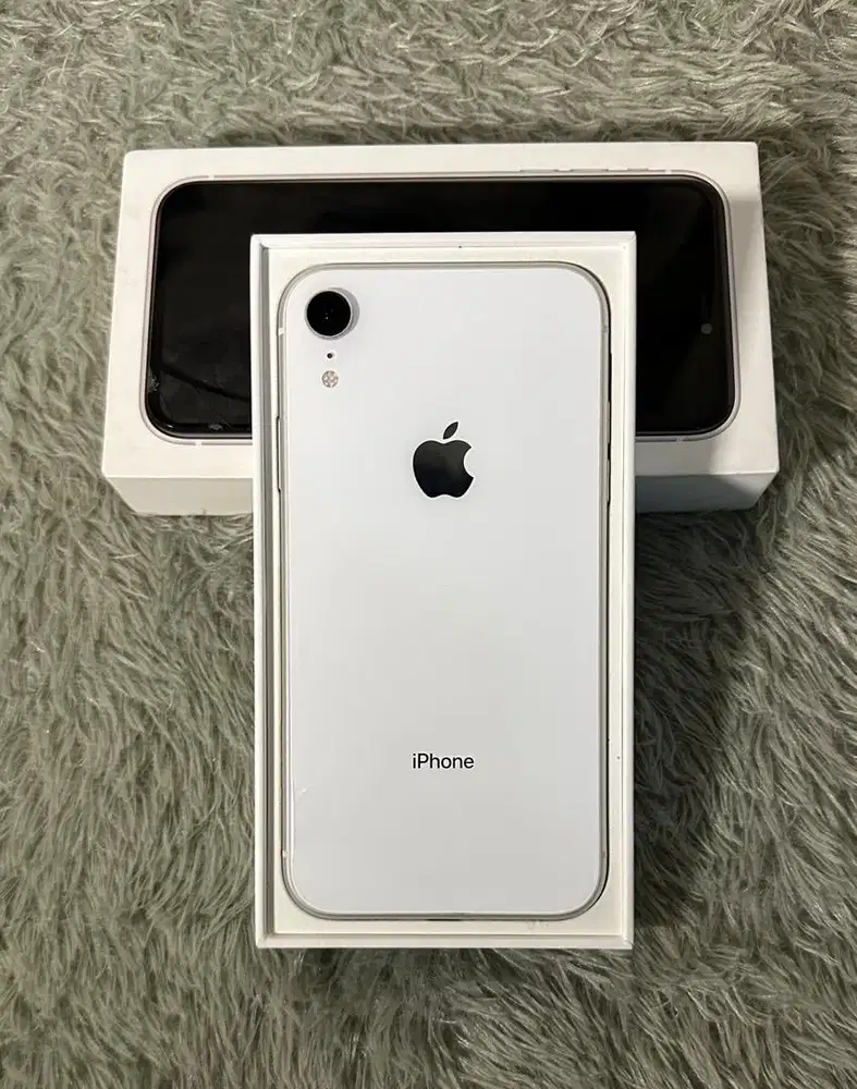 Iphone XR 64GB BH 92% orian Ex ibox Fullset Mulus pemakaian!