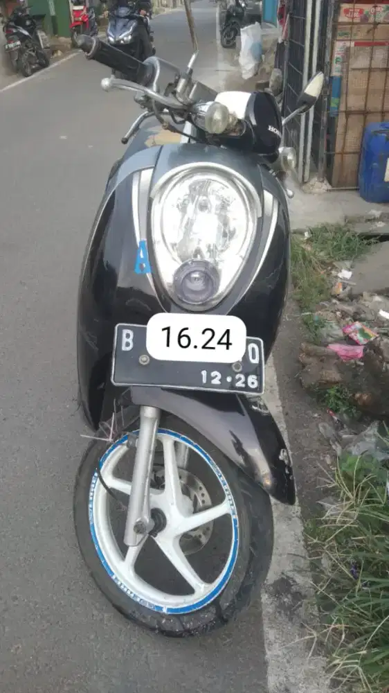 Honda Scoopy 2011