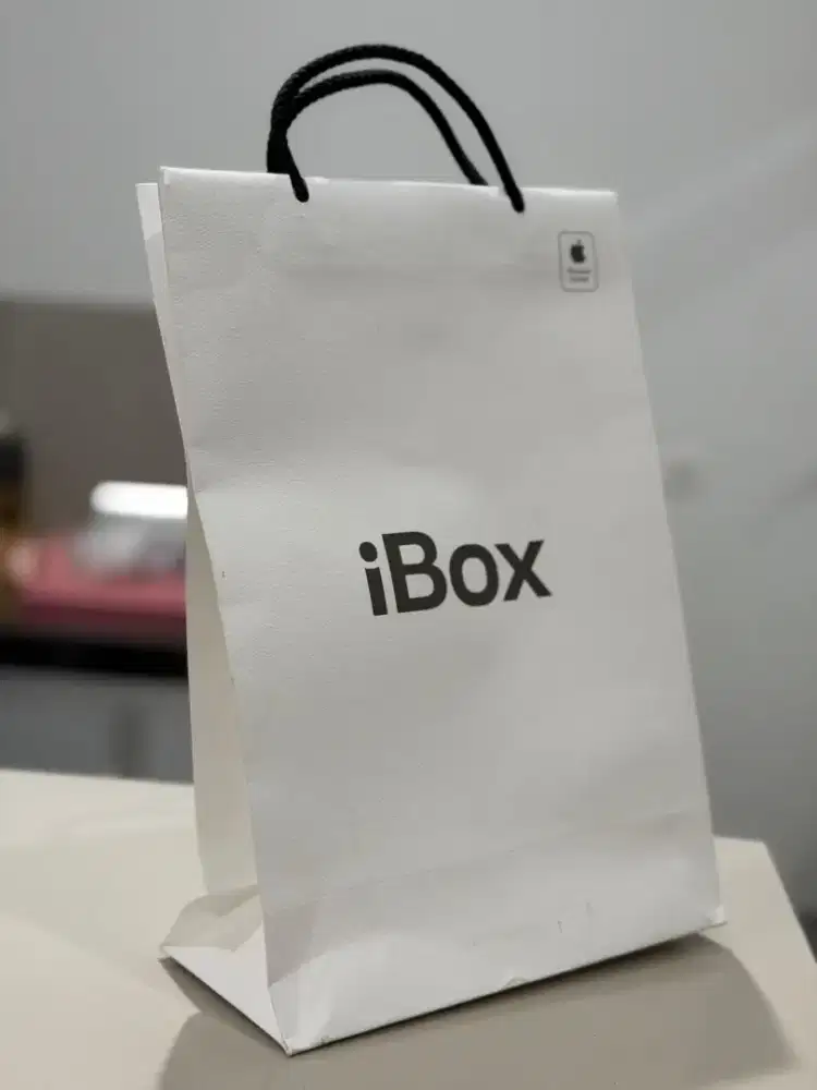 Paper Bag Original IBOX, Masih Bagus. Warna putih