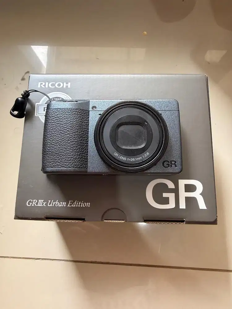 Ricoh GR IIIx URBAN Edition no minus Full box