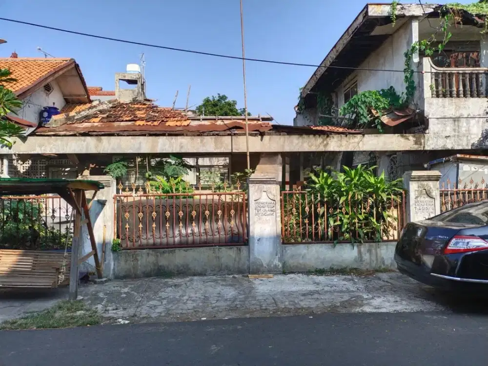 DIJUAL RUMAH HITUNG TANAH JLN TEBET BARAT TEBET JAKARTA SELATAN