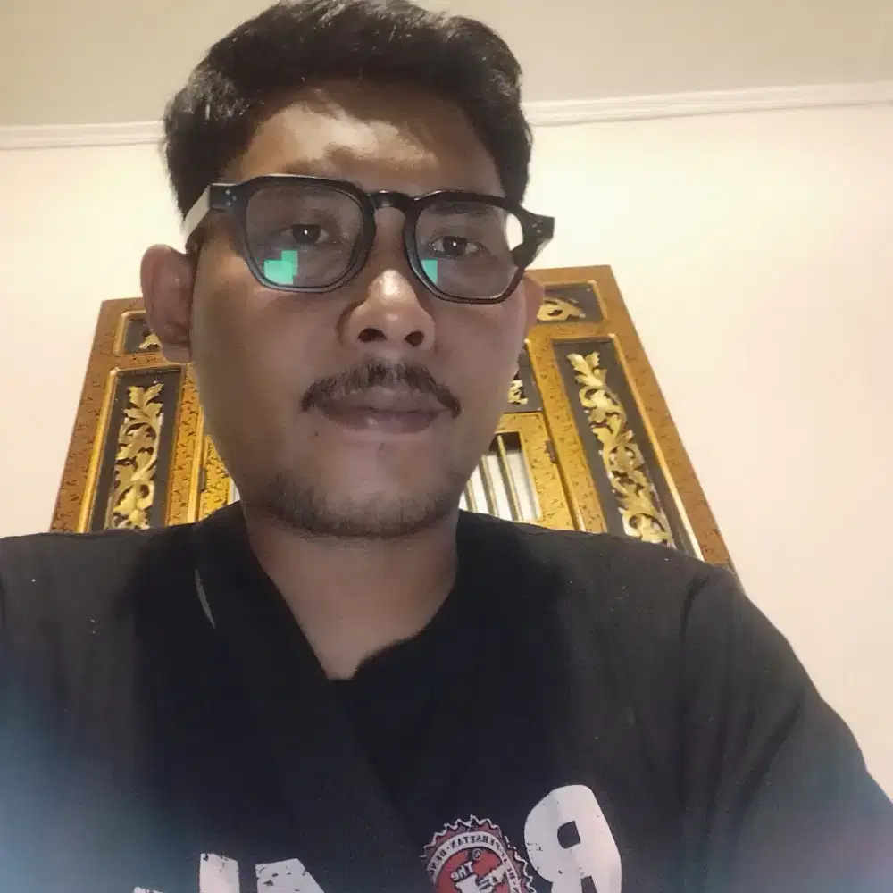Cari kerja apa ajah.