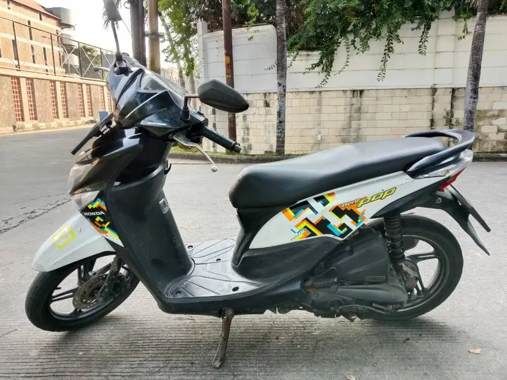 Honda Beat 2018, Tangan Pertama, Full Original, Plat B Jakarta Utara