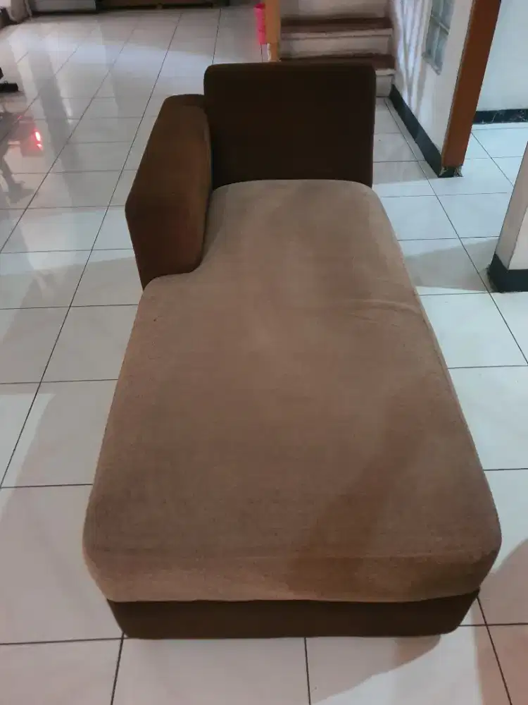Sofa panjang mulus