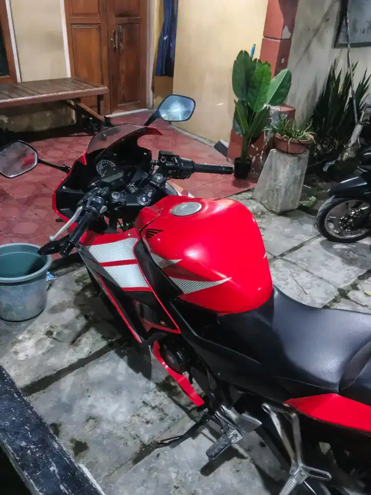 Honda CBR 150 Second
