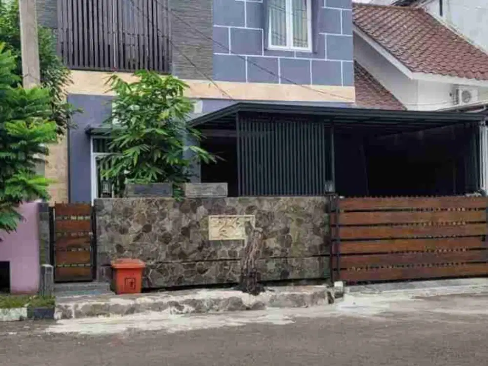 Jual Rumah Siap Huni Full Furnished dengan Kolam Renang Pribadi di Taman Yasmin Bogor