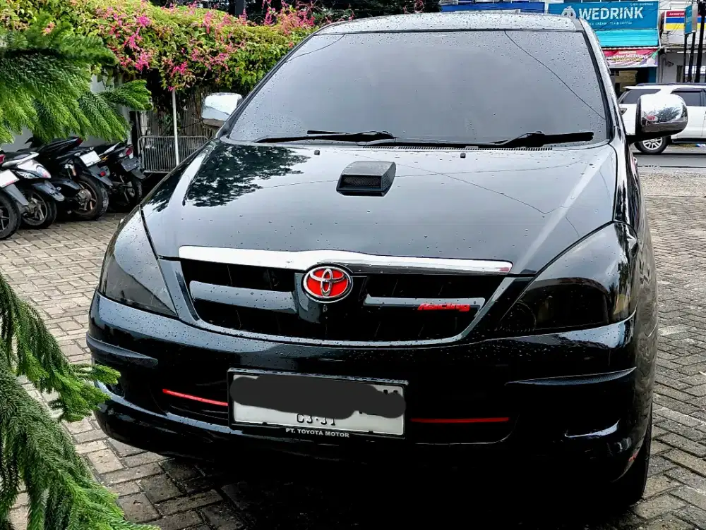 Innova 2006 type V
