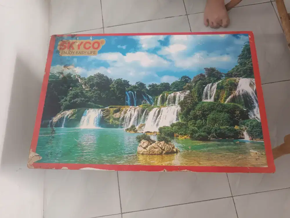 Meja belajar duduk bekas kecil