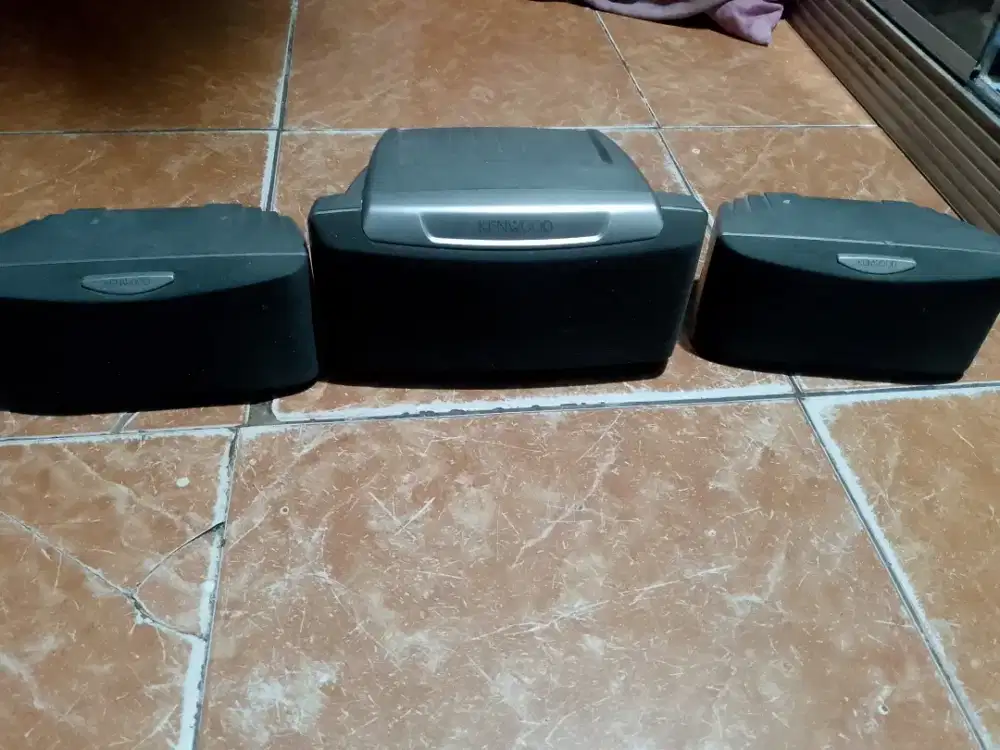 Speaker Kenwood jual aja udah lama ga dipake