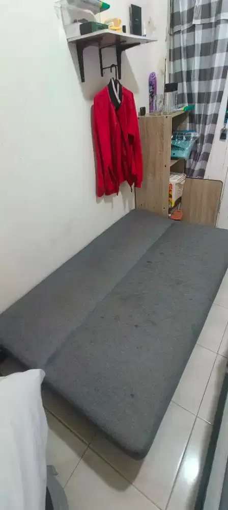Sofabed merk Selma kondisi masih sangat oke