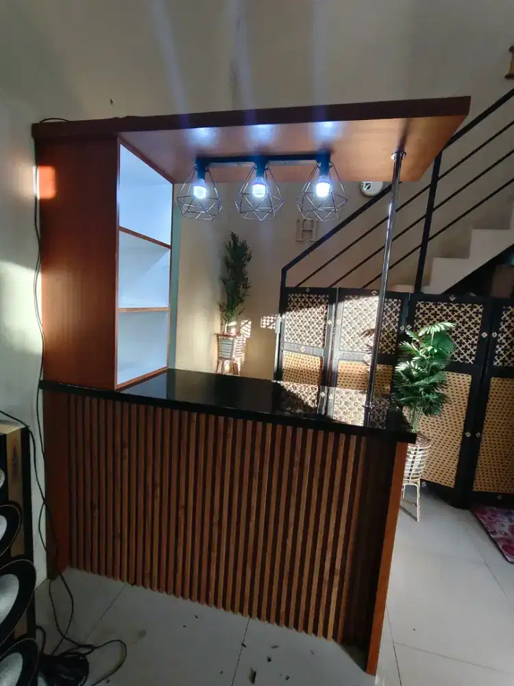 Meja bar minimalis