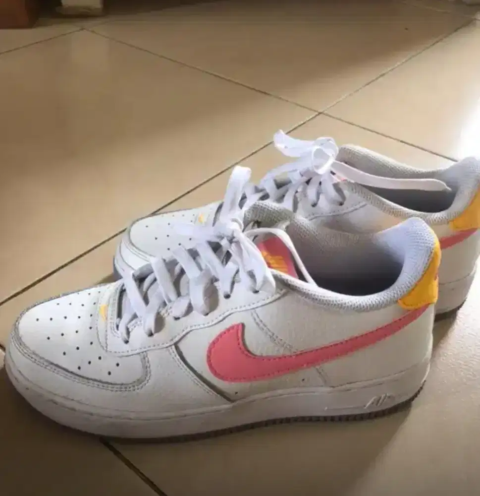 Sepatu Nike Original untuk Cewe