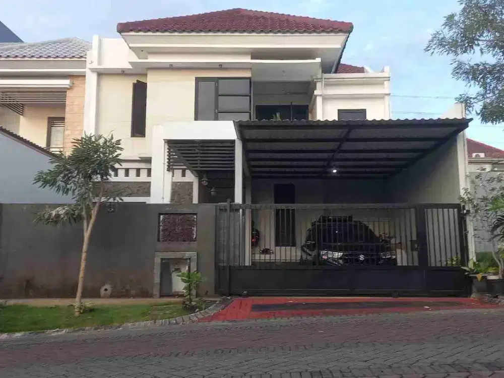 Termurah‼️Rumah Mewah 2 Lt di Taman Puspa Raya Citraland SBY Barat