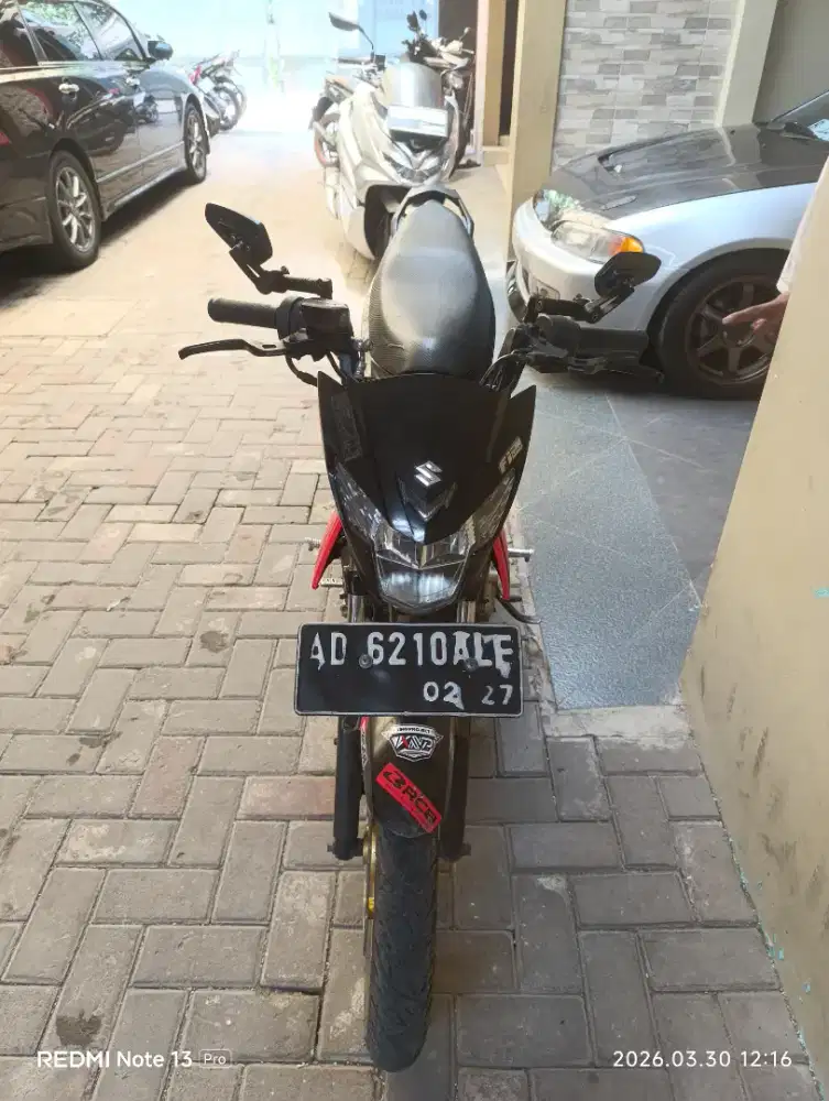 Dijual satria fufi tahun 2016 warna merah