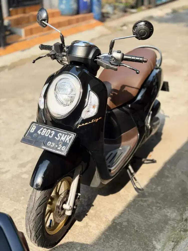 Scoopy Prestige