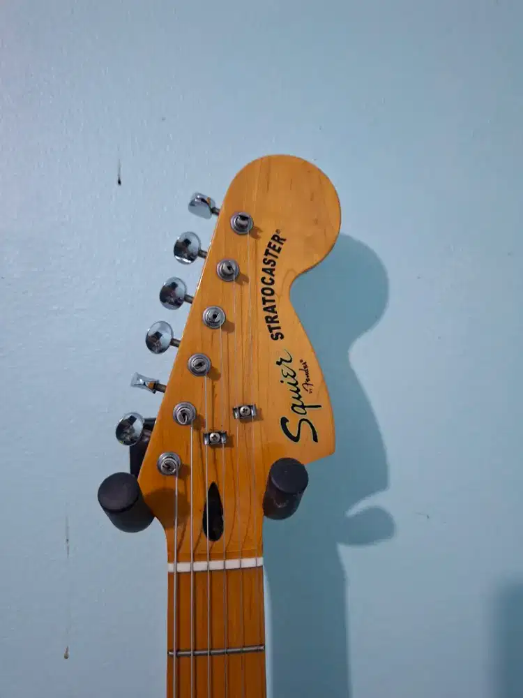 Gitar Elektrik Squier VM series  2012.