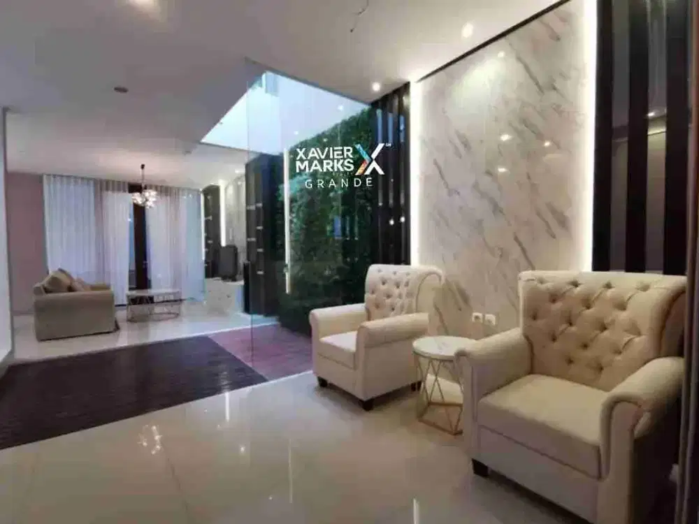 DIJUAL RUMAH FULL FURNISHED DI RIVERSIDE,.MALANG