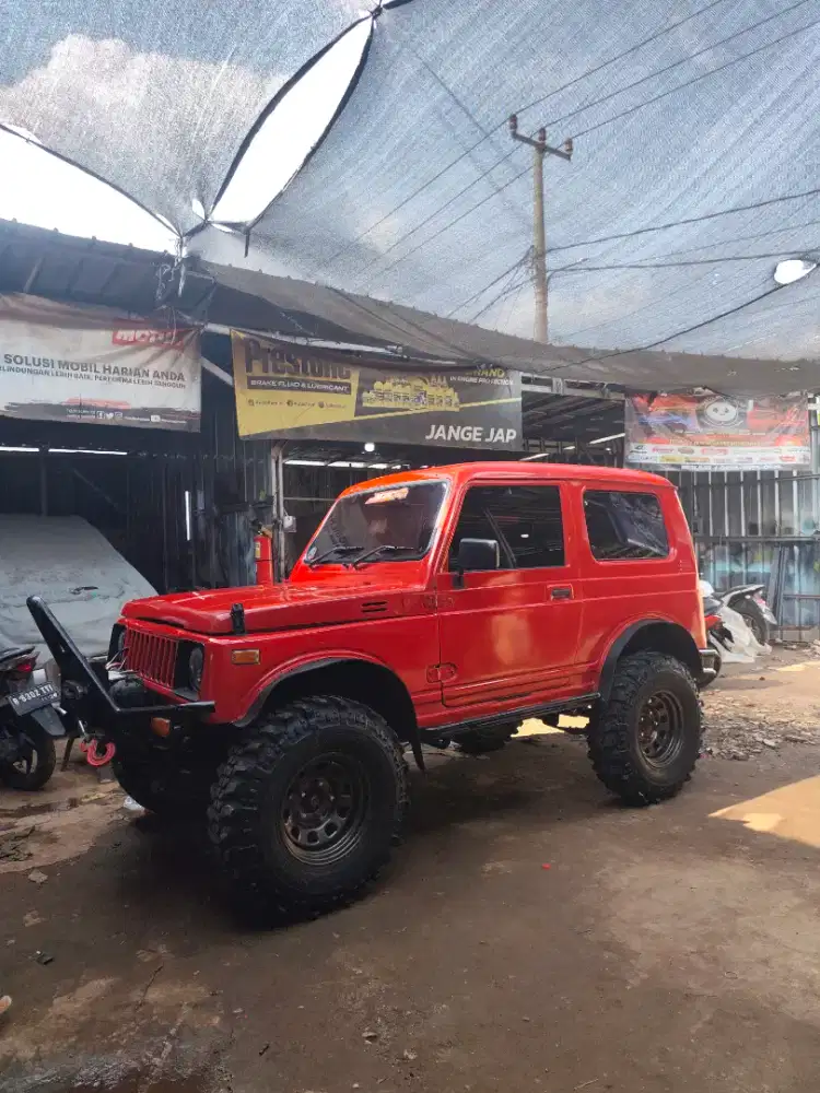 Suzuki Jimny 1984 Bensin