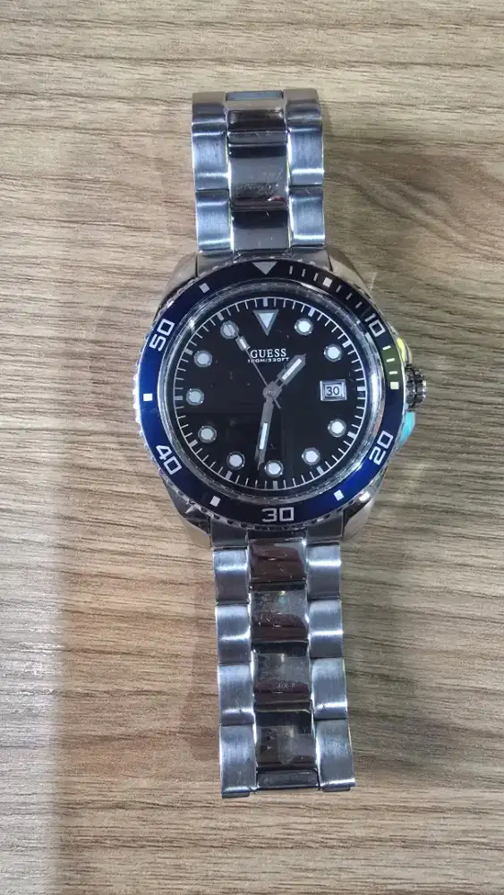 Jam Tangan Guess