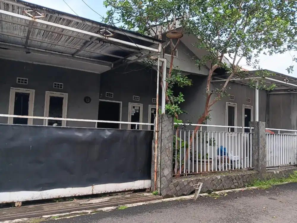 Dijual Cepat !!!  Rumah dalam Komplek Riung Bandung