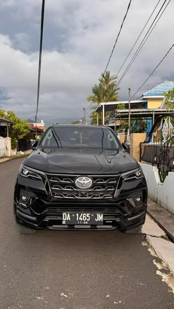 Fortuner GR 2021 Bensin 4x2