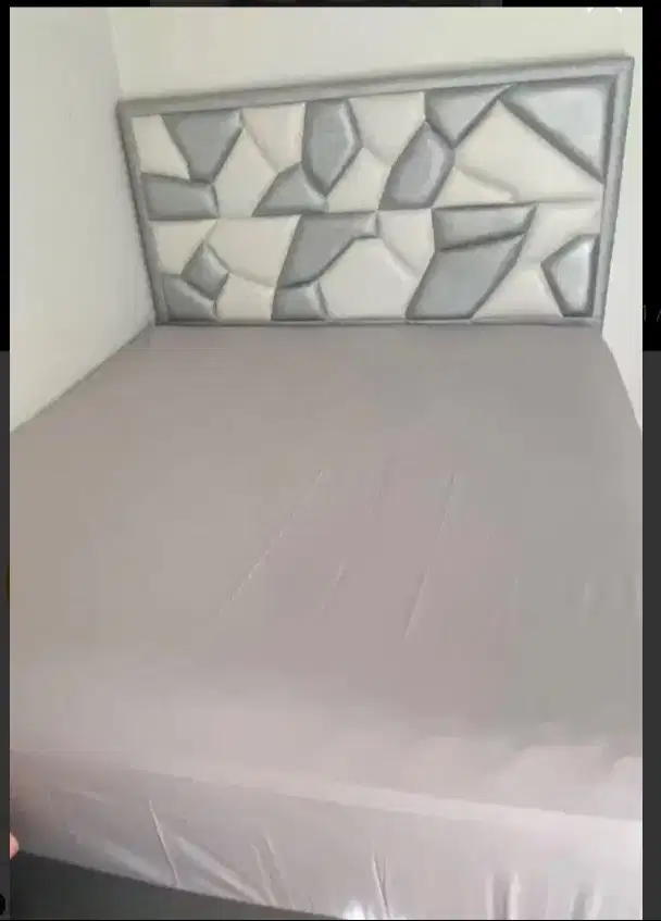 Jual kasur dikamar tamu