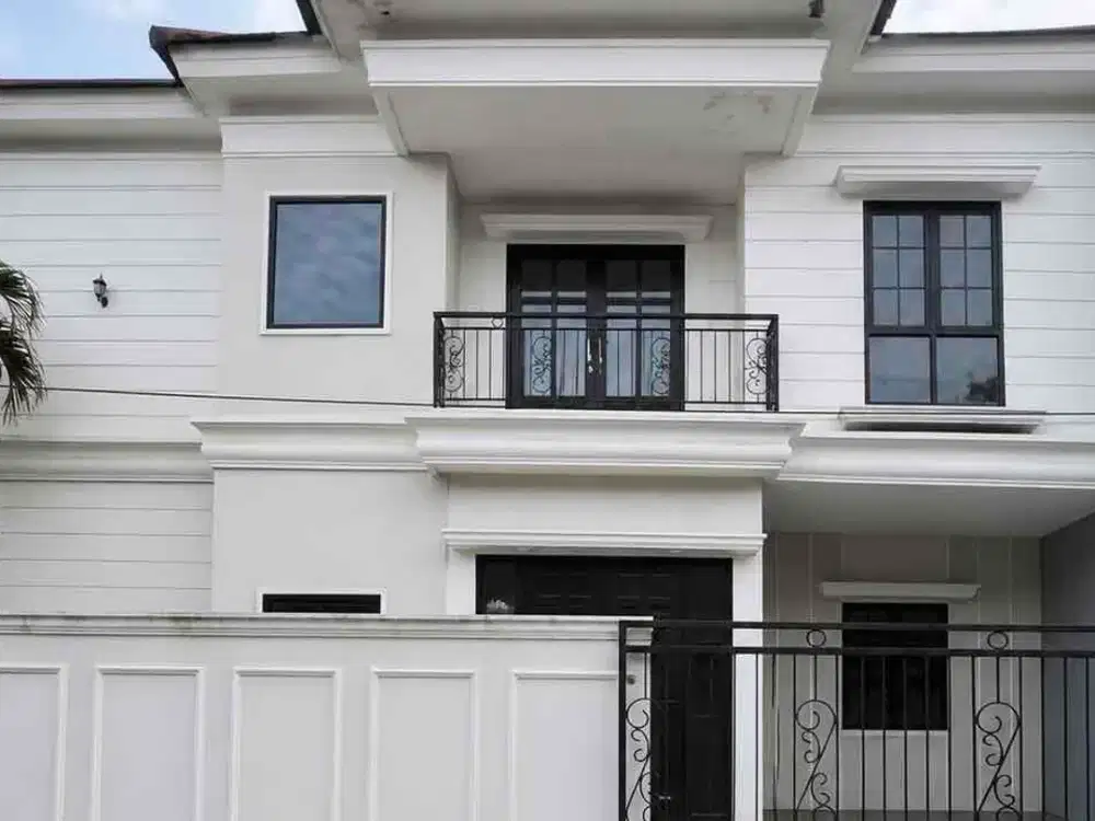 Rumah Nusaloka BSD 2 Lantai – LB 250m², Siap Huni, Harga Nego