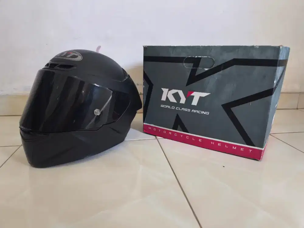 Helm Fullface KYT TT Course/TTC Black Doff. Size L (100% Ori) & Box.