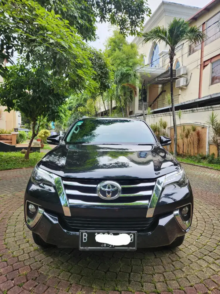 Dijual Toyota Fortuner VRZ 2.4 A/T