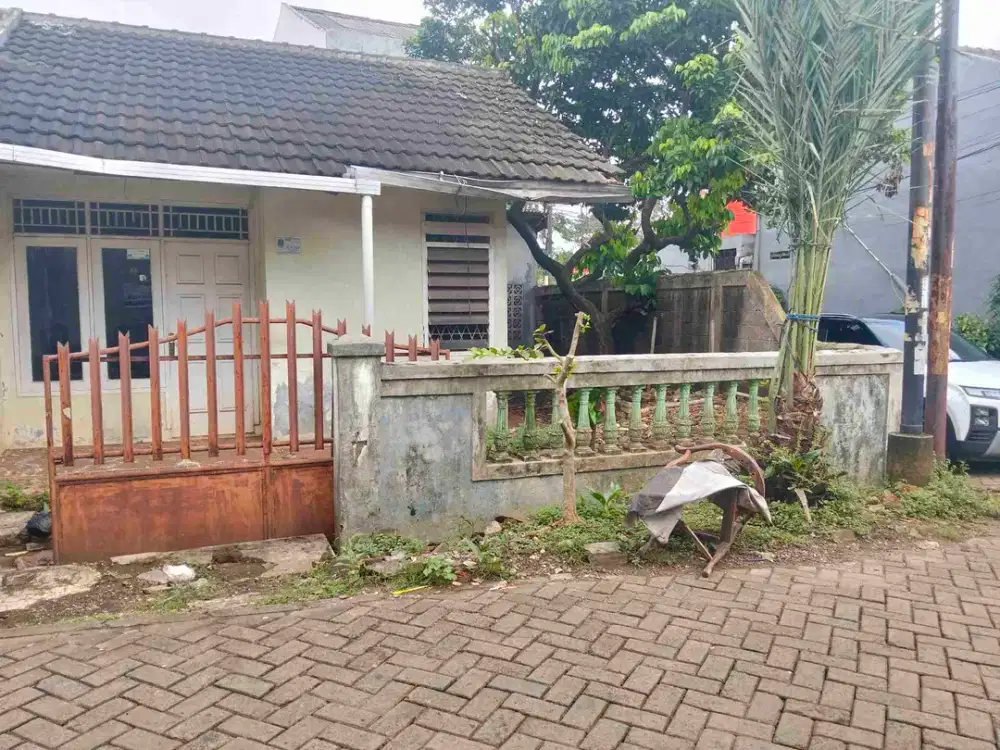 Di jual tanah kosong ada bagunan nya tapi hanya jual hitungan tanah kosong aja lokasi Ciledug Tangerang kota