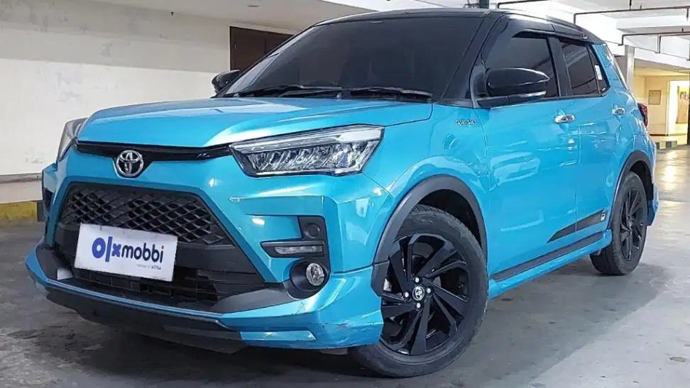 TDP 11JT, Toyota Raize 1.0 GR Sport TSS Two Tone Bensin-AT Biru 2022