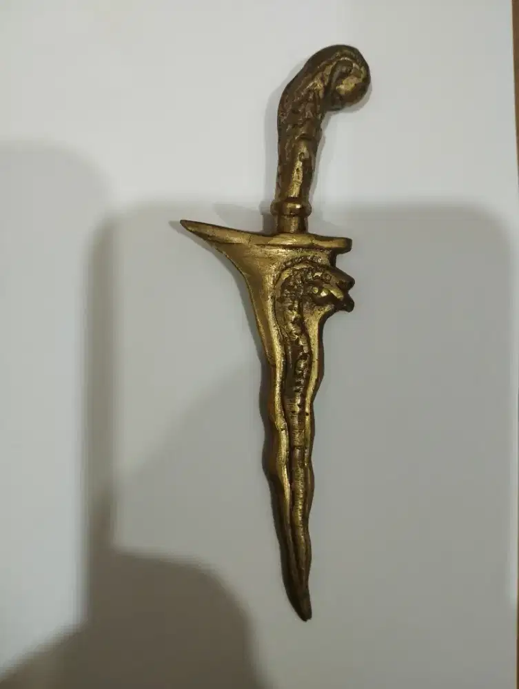 miniatur keris kuno antik