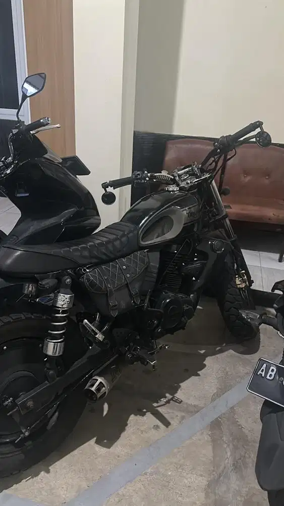Jual Motor Custom Yamaha byson