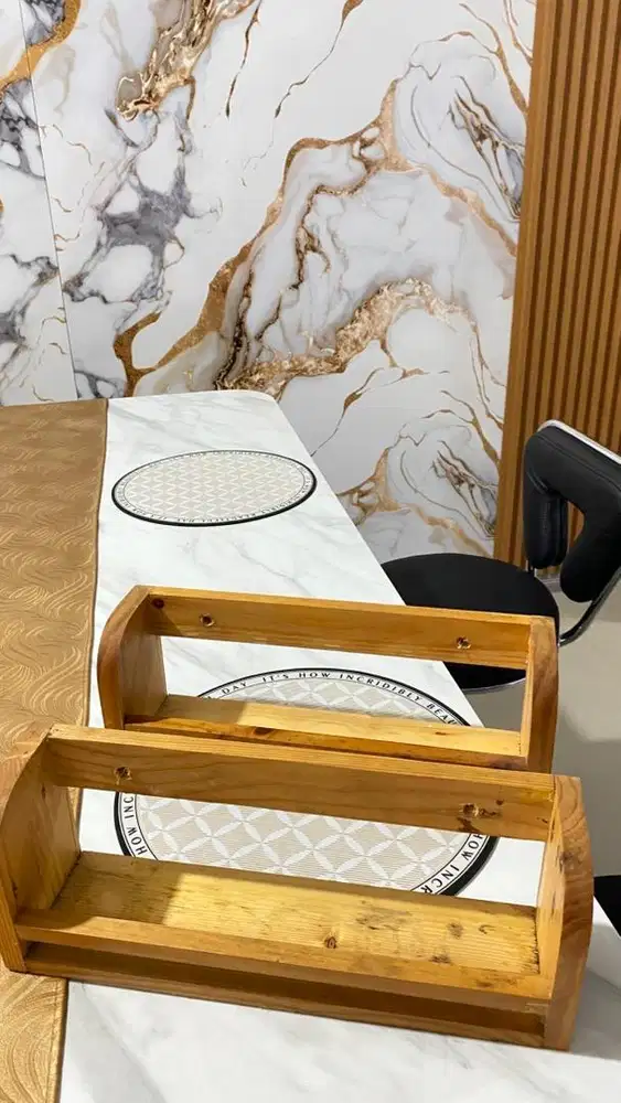 Perlengkapan dapur dan dekorasi rumah