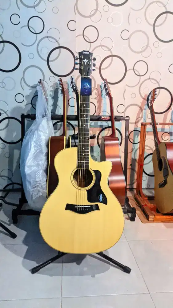 Gitar Akustik Taylor High Quality Baru