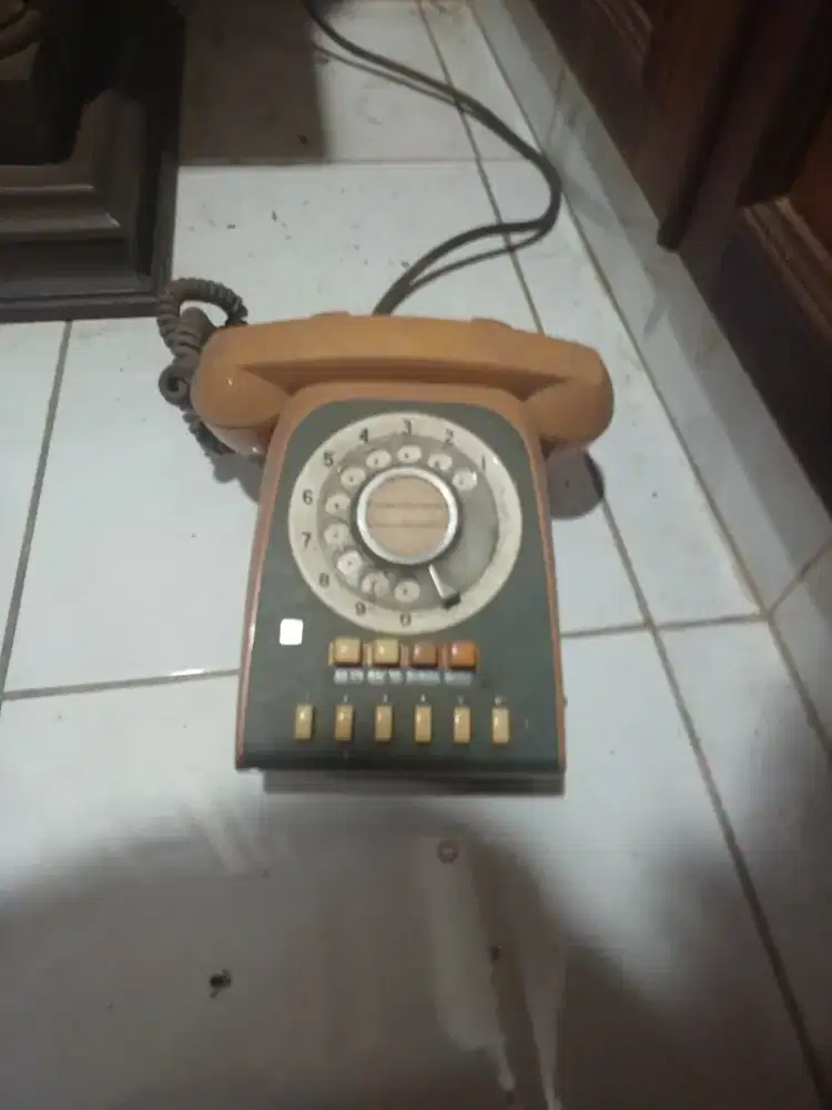 Telepon Putar Antik Pribadi 1970an