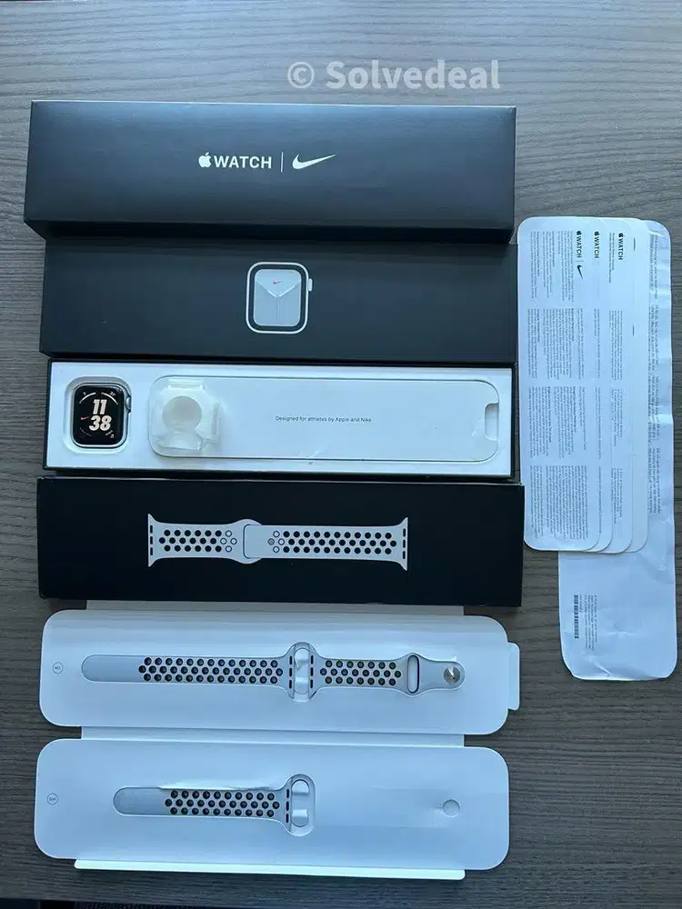 Apple Watch Nike SE 40mm Ibox Silver Pure Platinum Black Fullset