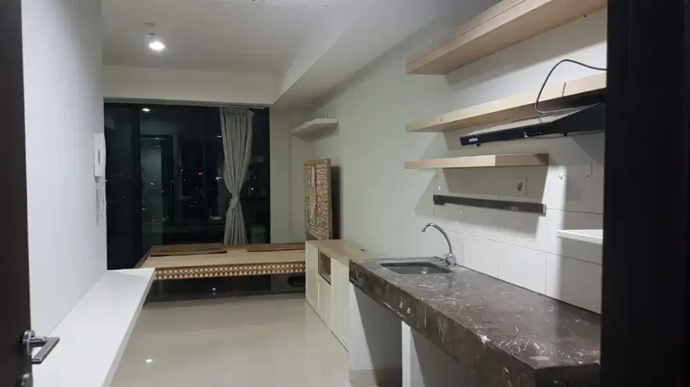 Disewakan cepat apartemen semi furnished di Nine Residence Mampang
