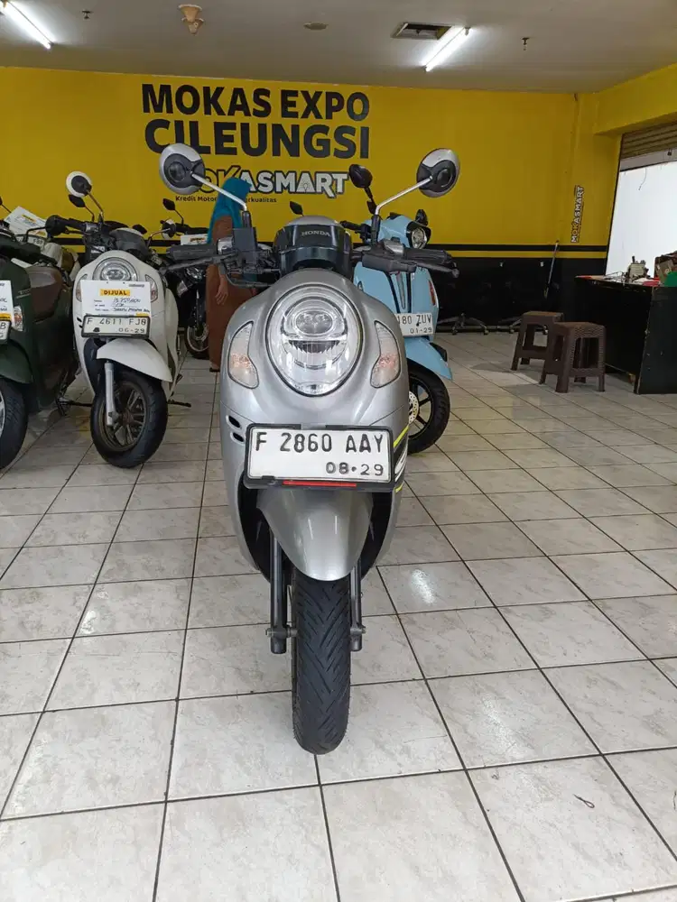 Honda Scoopy sporty tahun 2024
