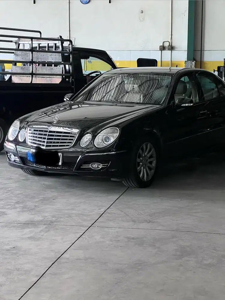 Mercedes Benz E280 W211 thn 2008