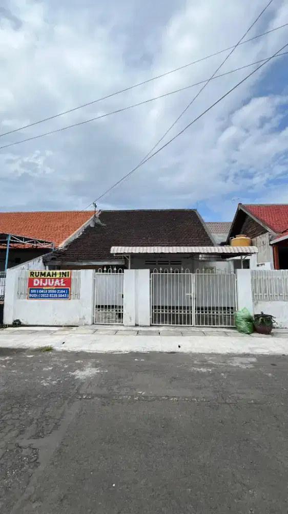 Rumah JL ikan Sepat V perak barat surabaya
