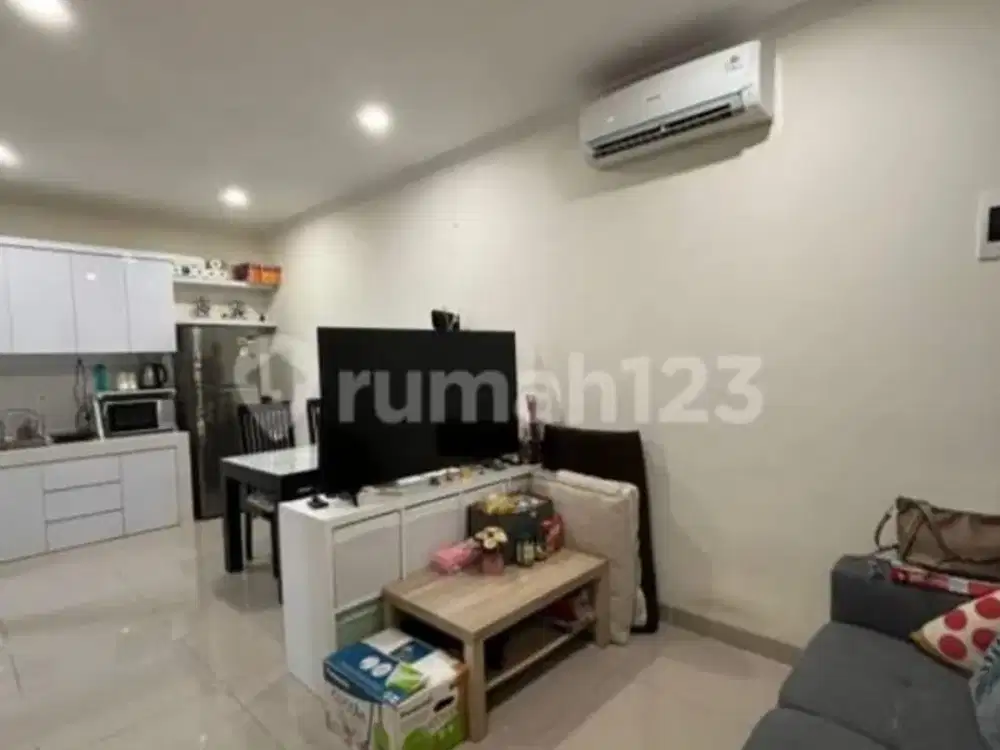 Dijual Rumah Full Furnished Rapi 2 Lantai di Cluster Agnesi Gading Serpong