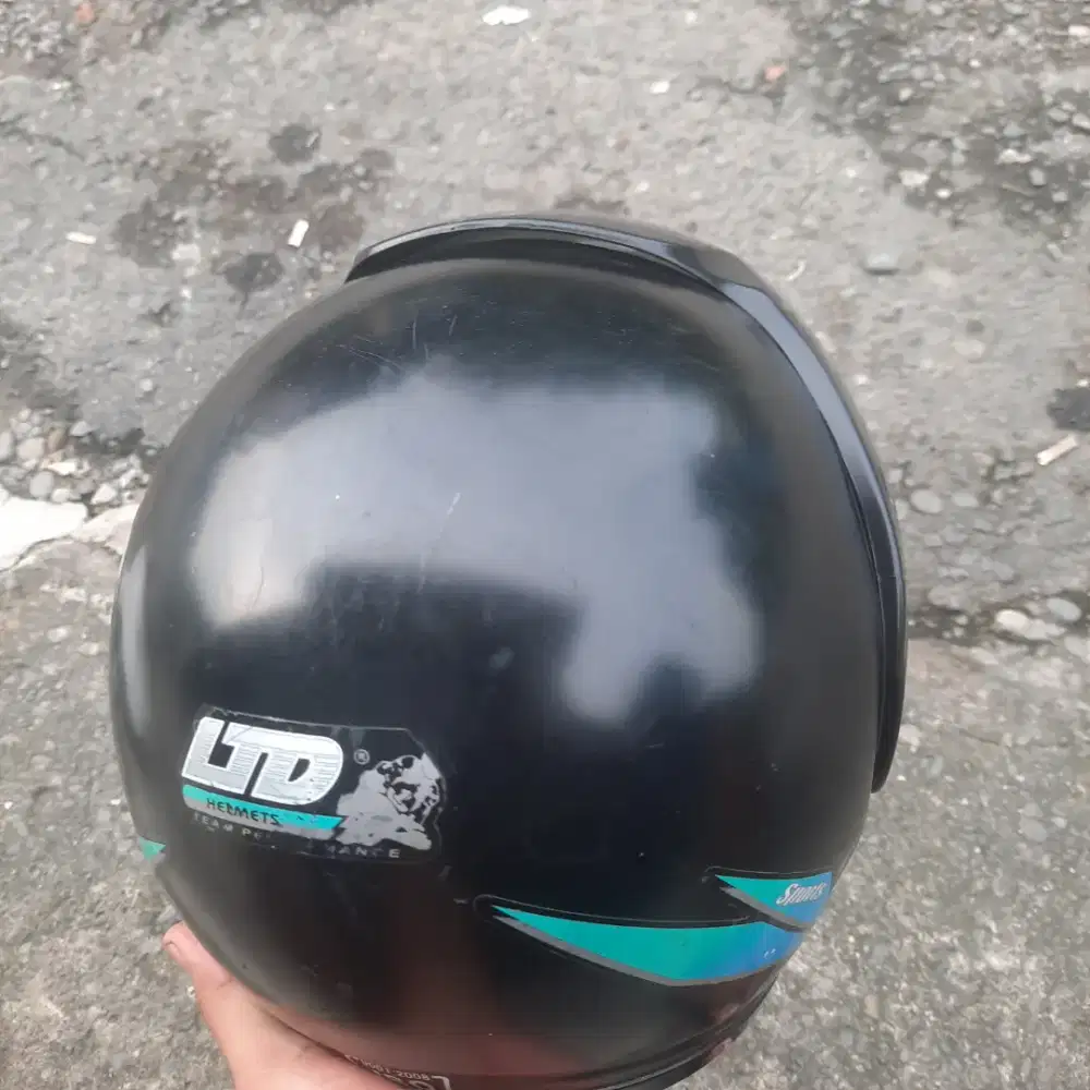 HELM LTD WARNA HITAM DOF