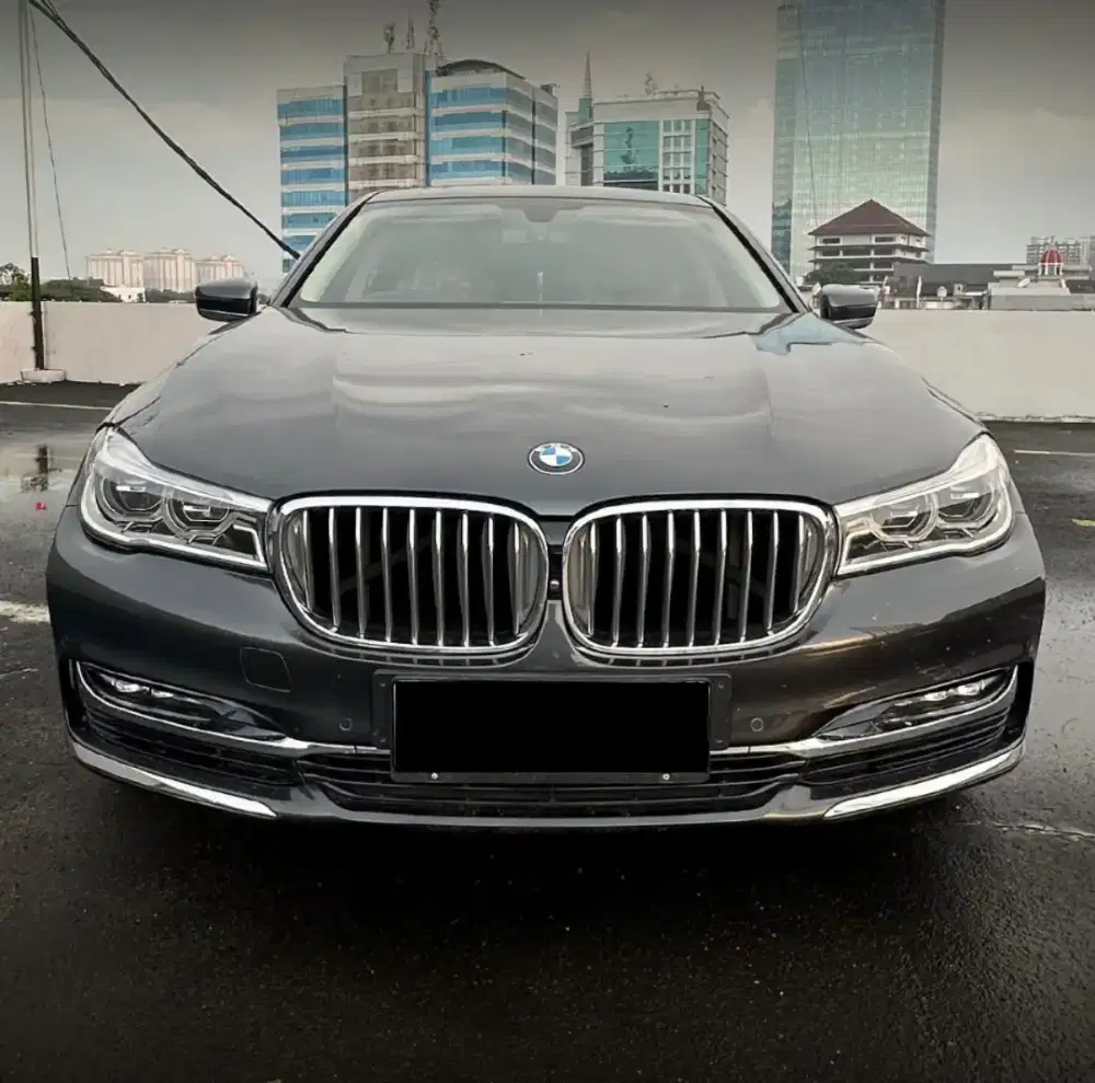 BMW 740 Li / 258 HP / RWD / Turbocharget 2015