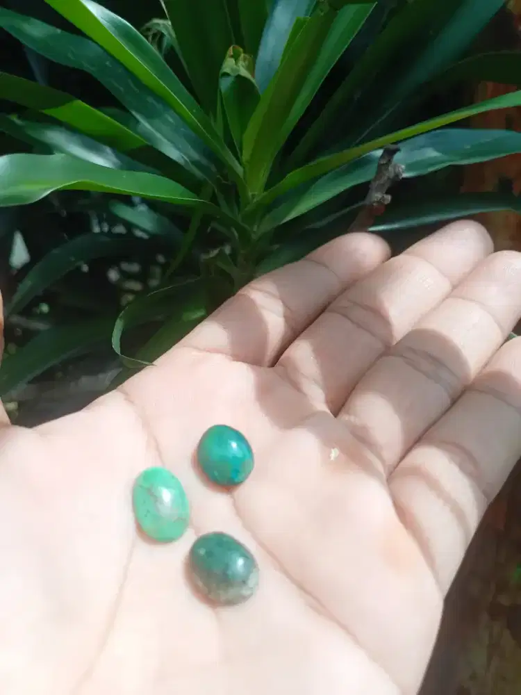 Bacan natural 3 buah cristal dan semi tembus semua