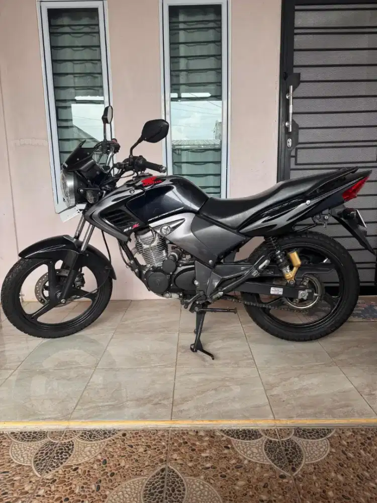 Dijual Honda Tiger Revo GL 200 R