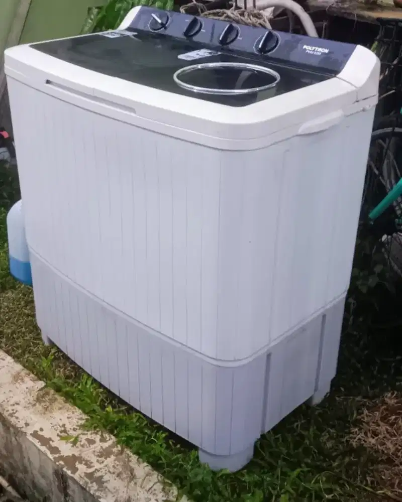 Mesin Cuci Polytron 9kg